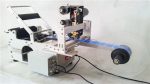 Machine d'étiquetage de petites bouteilles rondes