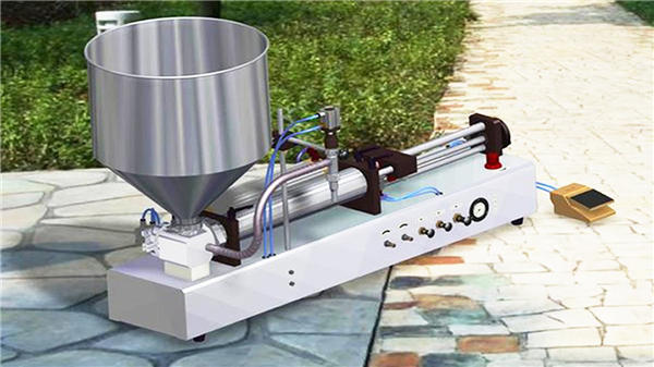 Machine de remplissage de savon liquide en sachet semi-automatique -  TopFillers