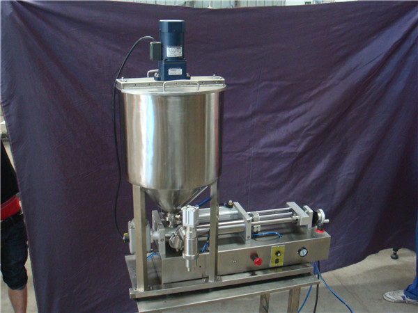 Machine de remplissage liquide semi-automatique